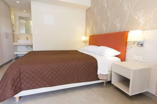 Poseidon Studios & Apartments Palaiochora Eksteriør billede
